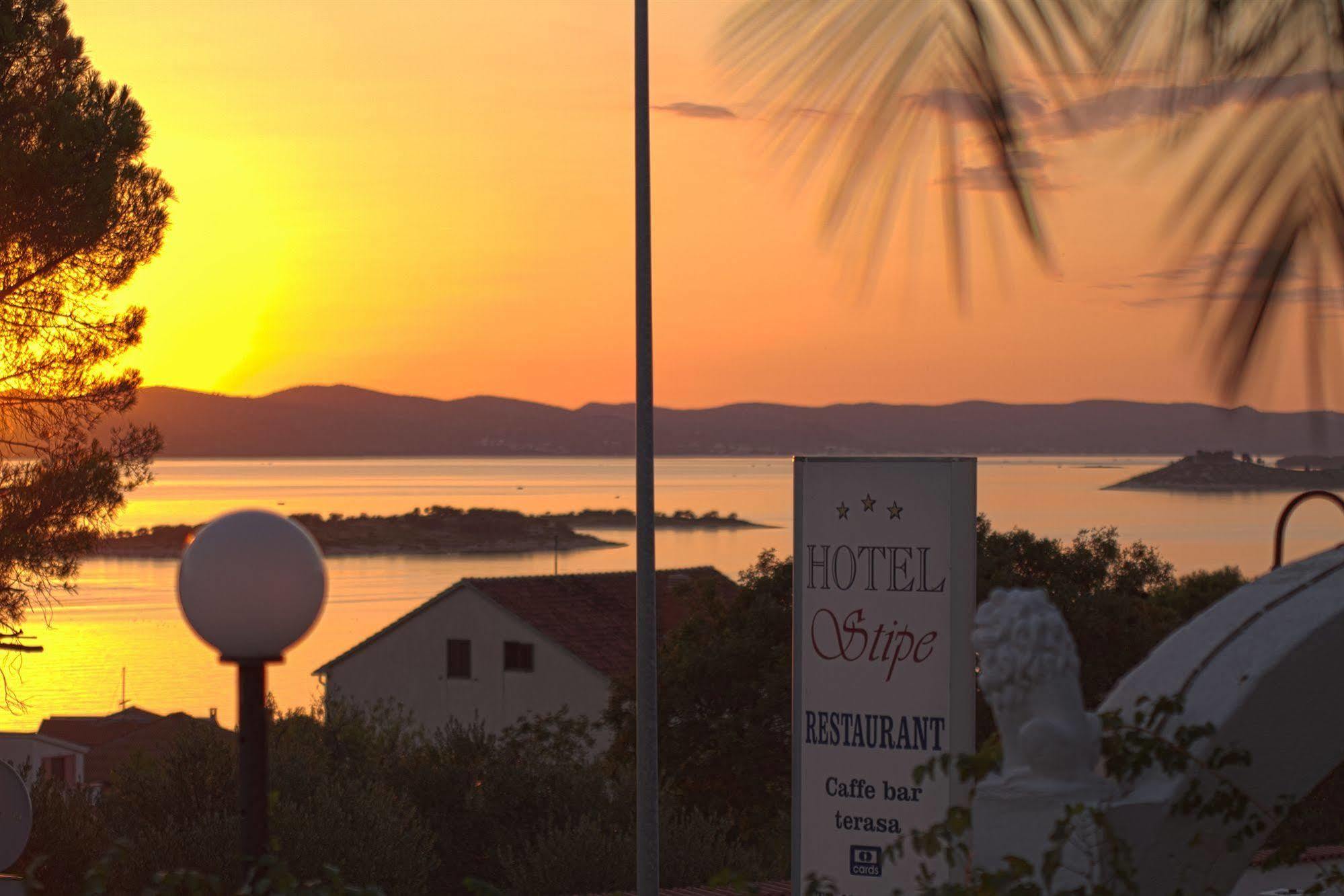 Hotel Stipe Drage Extérieur photo